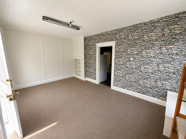 718 S Forest Ave #1 — Photo 2
