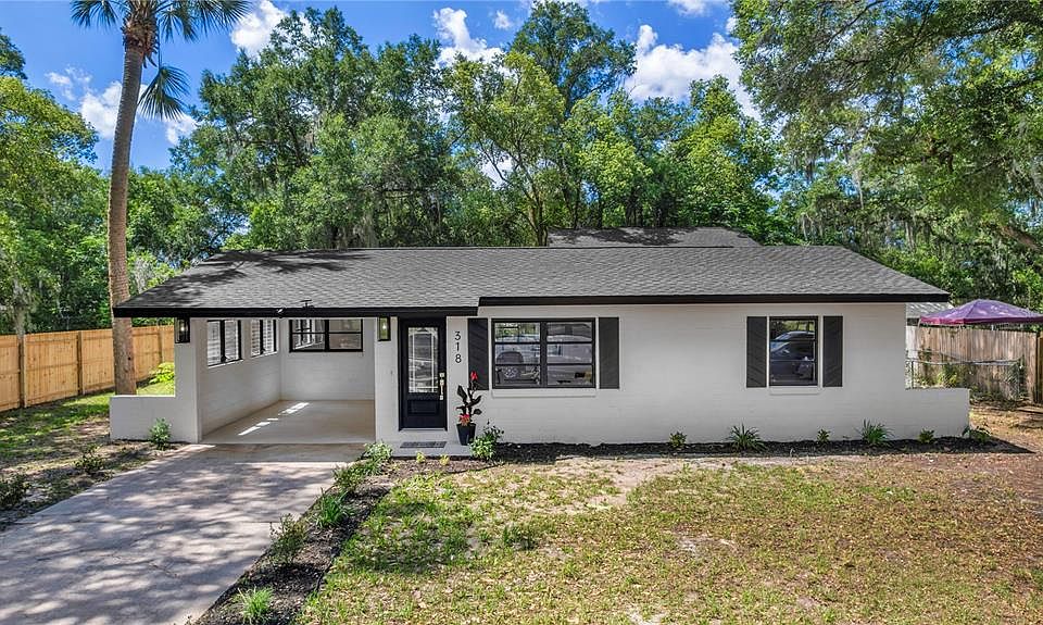 1st image of 318 W PALMETTO AVENUE