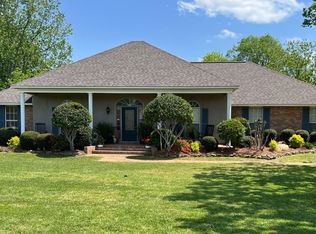 1100 Green Gable Pl, Terry, MS 39170