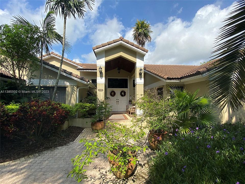 1st image of 16140 SW 77th Ave