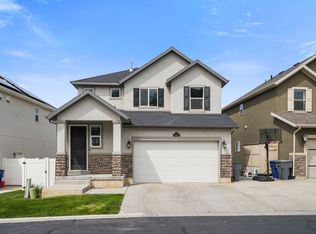 203 E Ridgeline Way, North Salt Lake, UT 84054