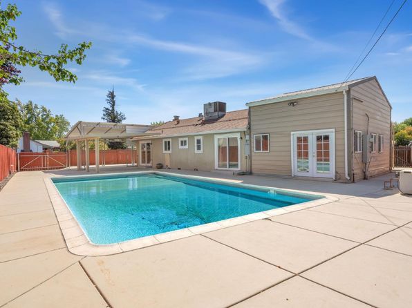 6649 Steiner Dr, Sacramento, CA 95823