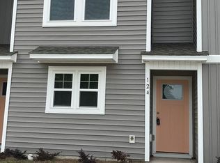 124 Smallwood Rd, Hubert, NC 28539