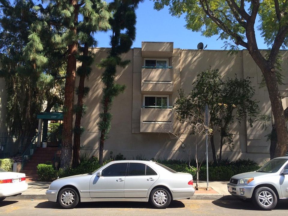1st image of 5330 Zelzah Ave APT 1