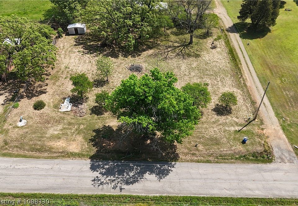 2nd image of Taylor Dr