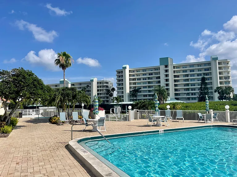 7872 Sailboat Key Blvd S — Photo 42