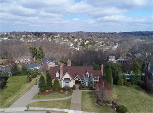 1706 Hunters Path Ln, Pittsburgh, PA 15241