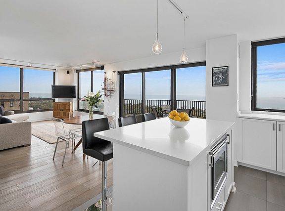 2nd image of 2020 N Lincoln Park W #19EF