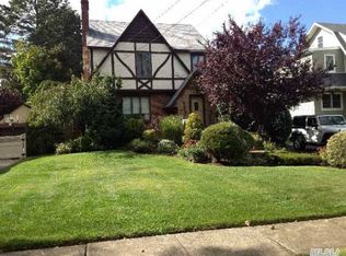 113 Grant Ave, East Rockaway, NY 11518