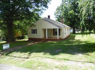 20 W 24th St, Newton, NC 28658