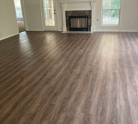 3rd image of 708 Gilchrist Ave