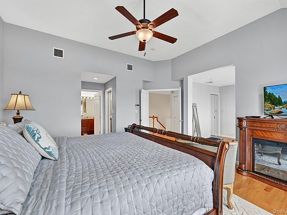 5th image of 3 Pinehurst Circle
