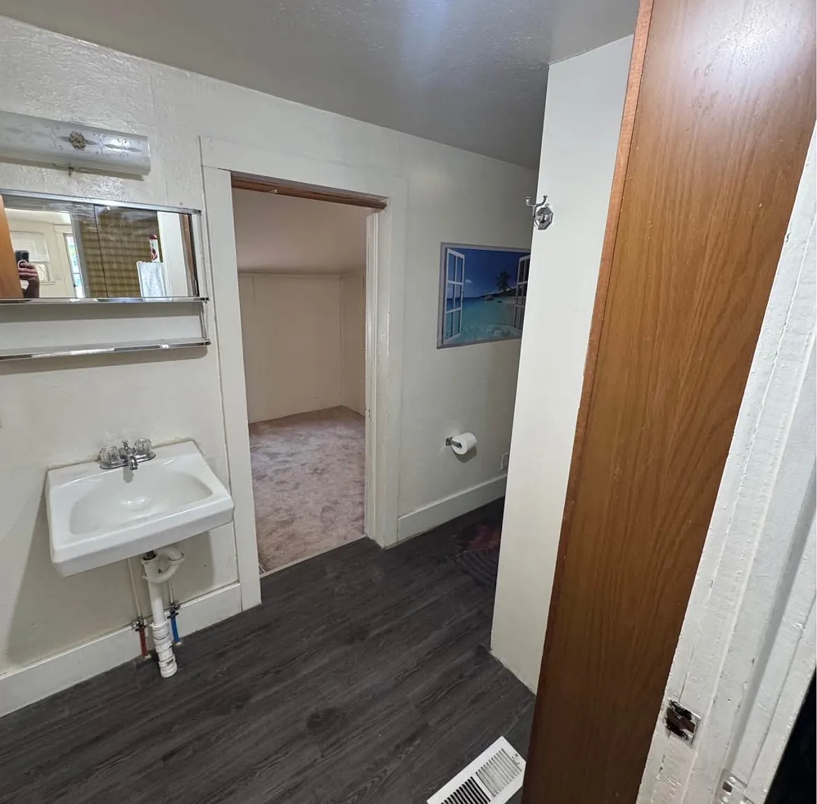 1 bed, 704 sqft, $1,250 — Photo 4