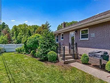 630 Langton Dr — Photo 17