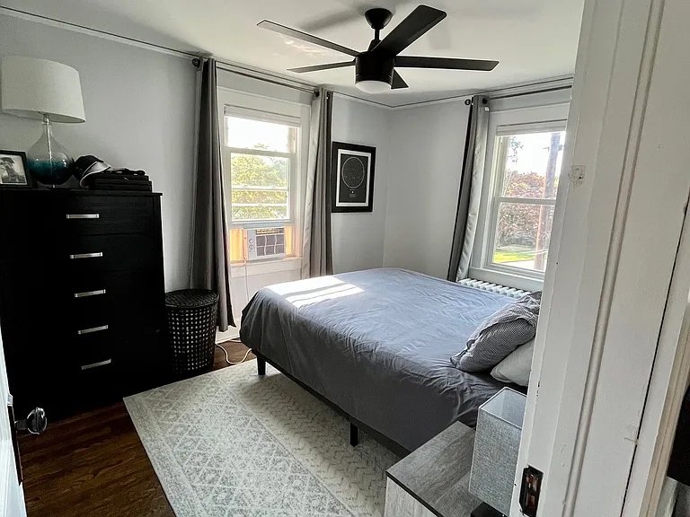 20 Sherman Ave — Photo 9