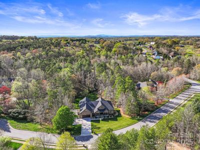 2072 46th Avenue Dr NE, Hickory, NC, 28601