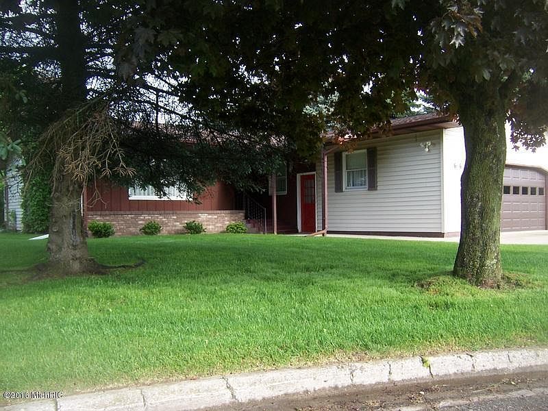 1st image of 636 Montabella Dr