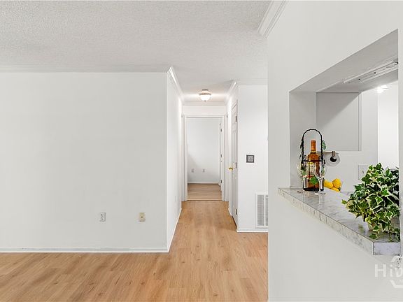 5th image of 12300 Apache Avenue #224