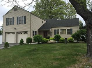 102 Shelly Ct, Cornwall, NY 12518