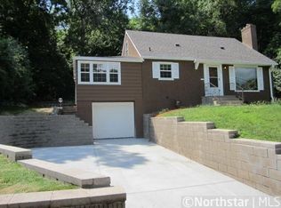 909 Old Lexington Ave, Saint Paul, MN 55116