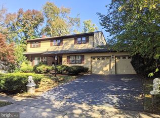 1 Twain Dr, Allentown, NJ