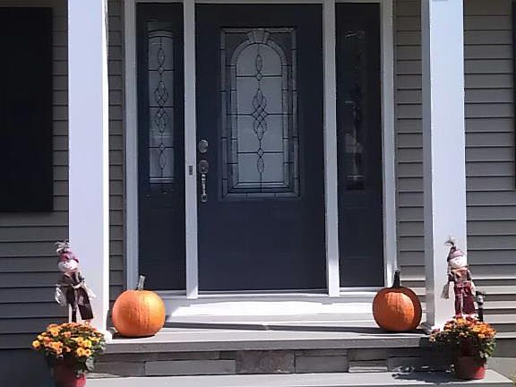 Entrance w/ Natural Stone