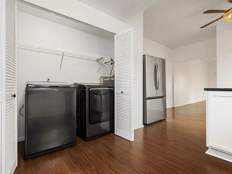 3930 S Angel Pl — Photo 11