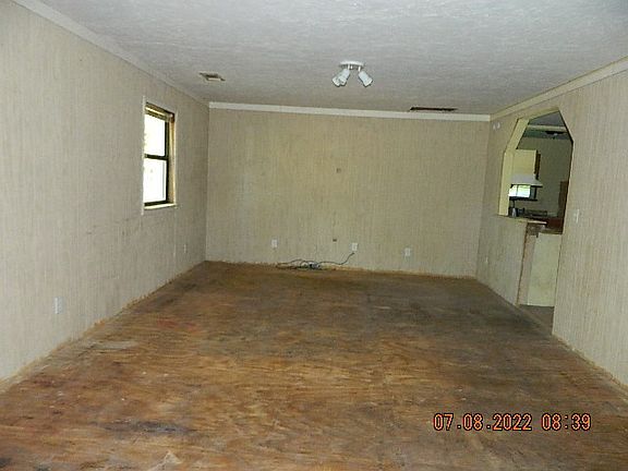 3rd image of 514 Cedar Ave