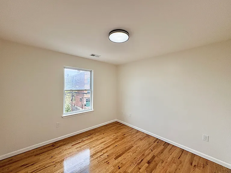 156 Ridgewood Ave #1 — Photo 13