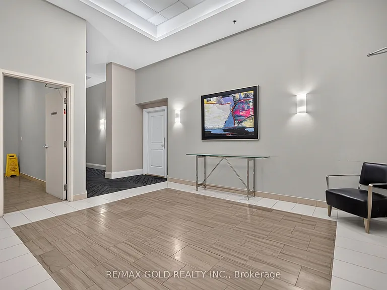 24 Woodstream Blvd #909 — Photo 30