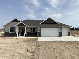 354 Thoroughbred Dr, Spring Creek, NV 89815