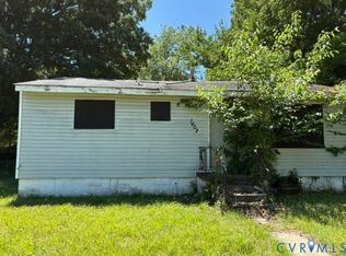 1602 Carrington St, Petersburg, VA 23803