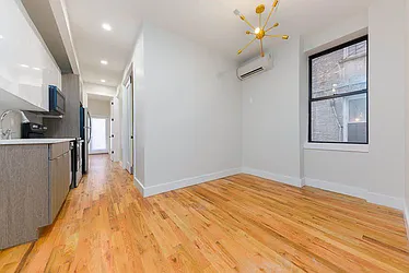 Rented by City Prime Commercial Realty 