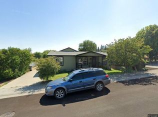 1008 Honey Do St, The Dalles, OR 97058