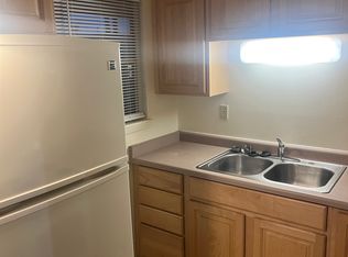 Just -Updated 2nd Floor 1 Bedroom Apt. w/ Balcony, Albuquerque, NM 87110