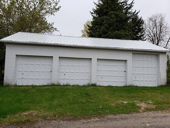 2nd image of 74 E Pine St #76