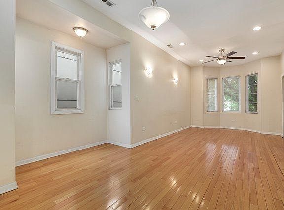 2nd image of 1633 N Maplewood Ave #1