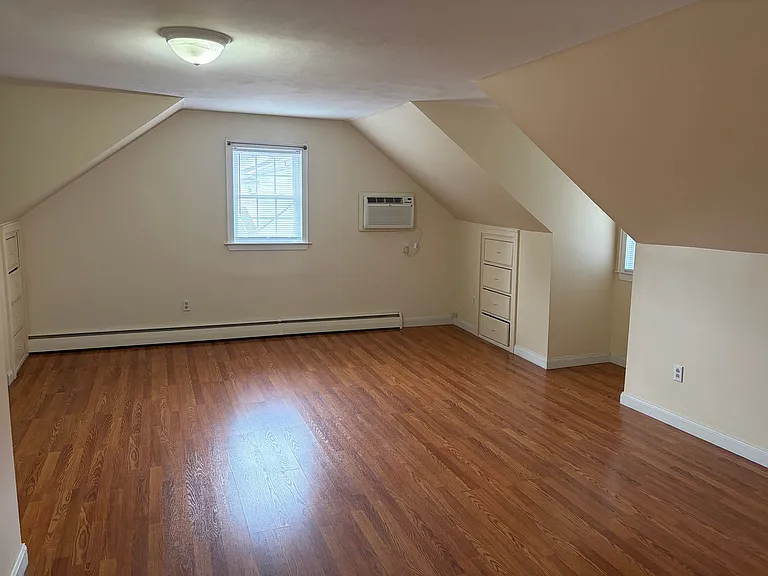 32 Triangle St — Photo 12
