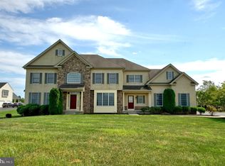 11 Ridgeview Way, Allentown, NJ 08501