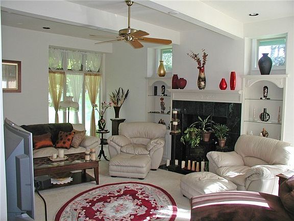 Beautiful Living Room...Recessed Lighting...Ceiling Fan and Lots