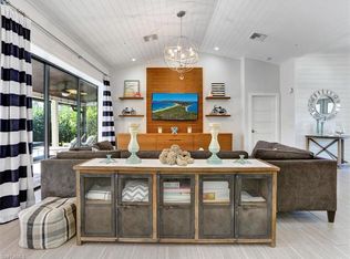 190 Silverado Dr, Naples, FL 34119