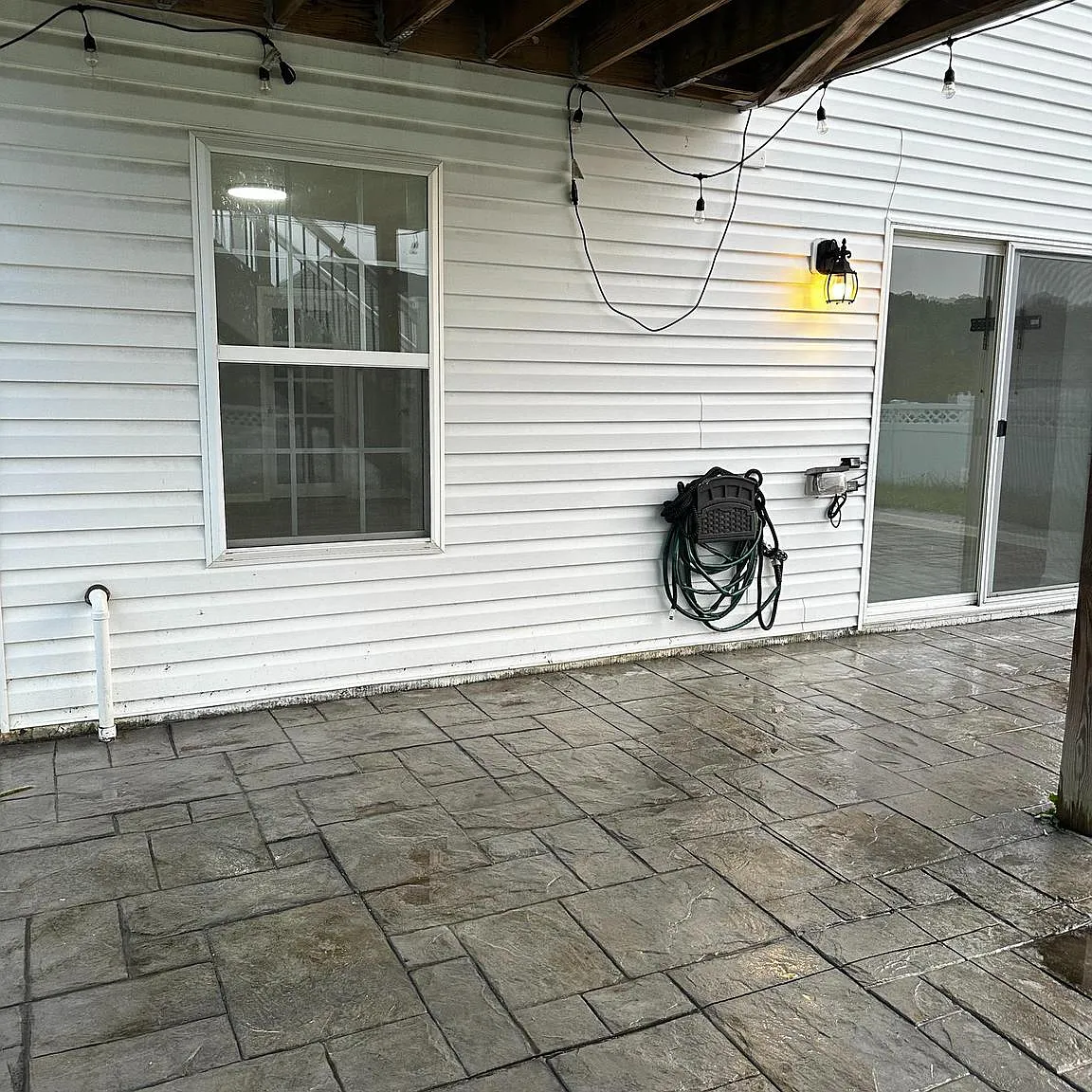 2 bed, 2572 sqft, $1,800 — Photo 3