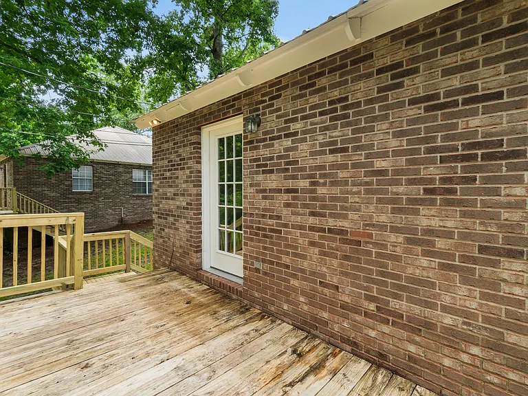 44 Griffith Rd #2 — Photo 15