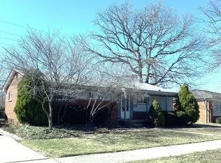 6681 Shadowlawn St, Dearborn Heights, MI 48127