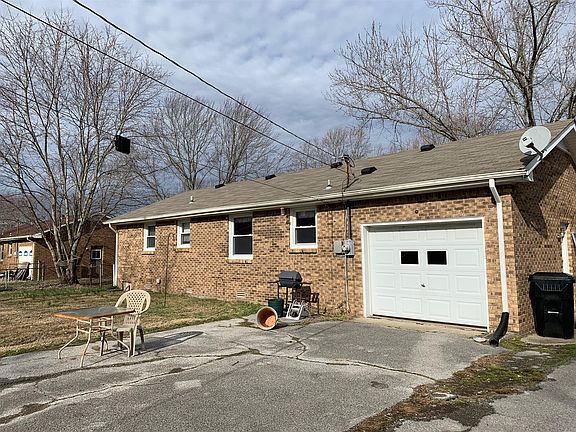 2nd image of 582 Orman Dr