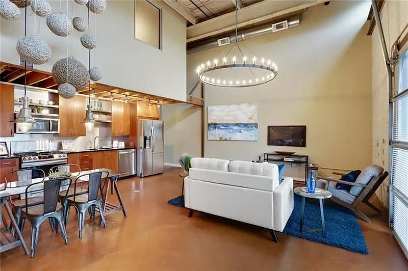 2 bed, 2.0 bath, 1476 sqft, $2,900 — Photo 1