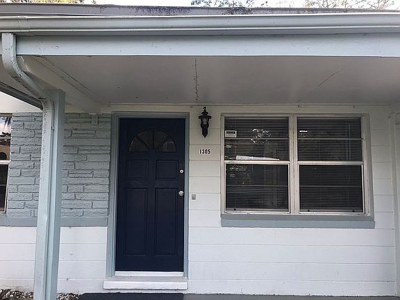 2nd image of 1305 NE 12th St