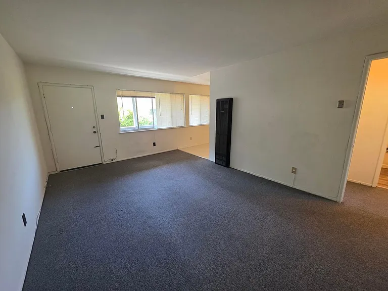 1640 Hearst Ave #F — Photo 4