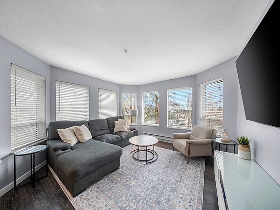 4th image of 19236 Ford Rd #306