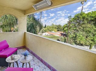 3927 Berry Dr, Studio City, CA 91604